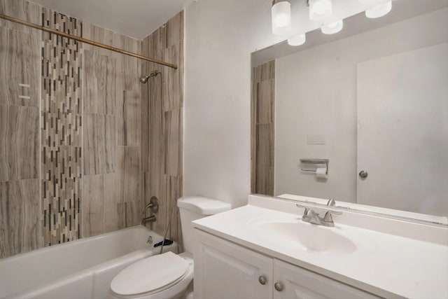 9200 Lagrima De Oro Rd NE, Albuquerque, NM 87111 - bathroom featuring vanity and bathtub / shower combination
