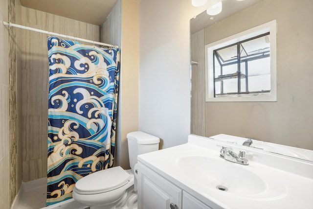 9200 Lagrima De Oro Rd NE, Albuquerque, NM 87111 - bathroom with vanity and a shower with shower curtain