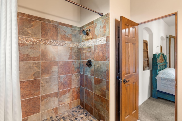 746 Chamisal Rd NW, Los Ranchos, NM 87107 - full bath featuring tiled shower and connected bathroom