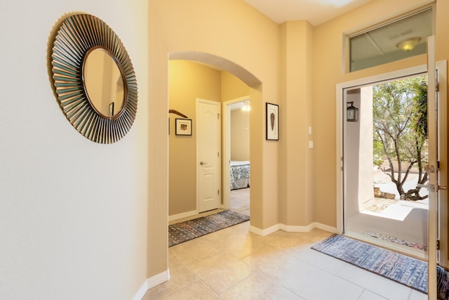 4601 Mi Cordelia Dr NW, Albuquerque, NM 87120 - foyer featuring arched walkways and light tile patterned floors