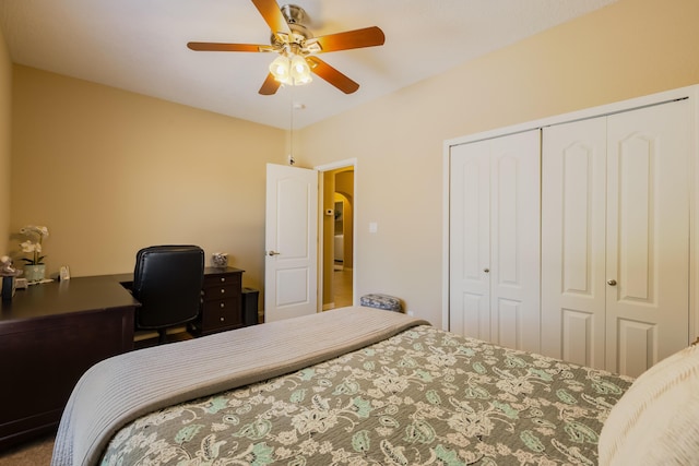 4601 Mi Cordelia Dr NW, Albuquerque, NM 87120 - bedroom featuring a closet, ceiling fan, and an office area