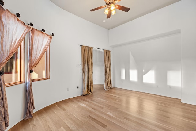 9005 4th St NW, Albuquerque, NM 87114 - unfurnished room featuring light wood finished floors and ceiling fan