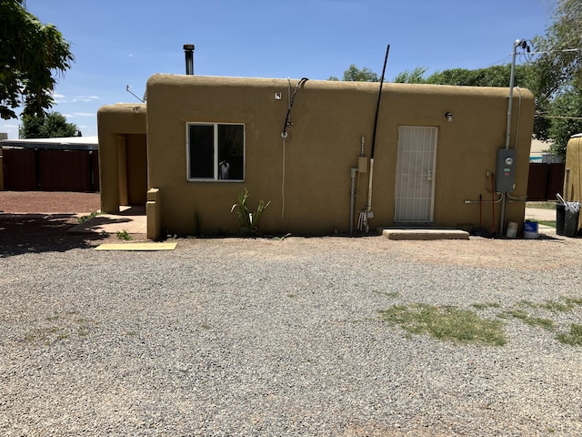 3107 Draxton Ave SW, Albuquerque, NM 87105 - back of property with stucco siding