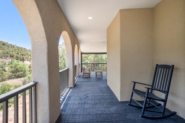 7 Corte De Canoncito, Cedar Crest, NM 87008 - view of balcony