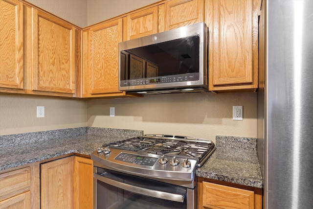 5443 Reserve Ct NE, Rio Rancho, NM 87144 - kitchen featuring stainless steel appliances