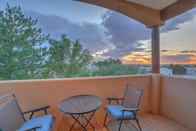 9404 Bear Mountain Trl NE, Albuquerque, NM 87113 - view of balcony at dusk