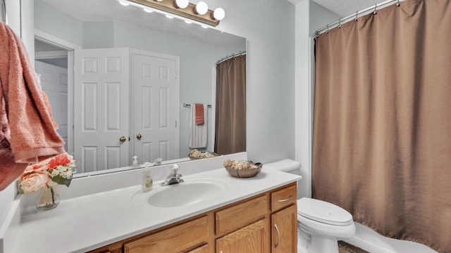 3915 Tundra Swan Ct NW, Albuquerque, NM 87120 - bathroom featuring vanity and a shower with curtain