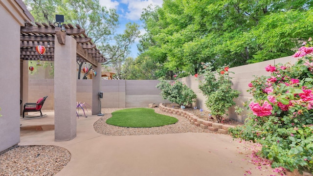 3915 Tundra Swan Ct NW, Albuquerque, NM 87120 - fenced backyard with a patio and a pergola
