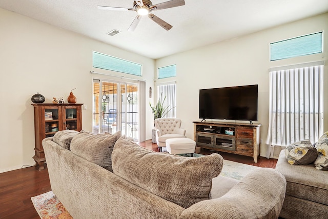 640 Renaissance Loop SE, Rio Rancho, NM 87124 - living area featuring ceiling fan and dark wood-style floors