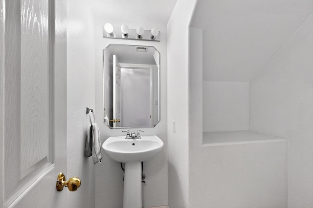 4249 Montera Pl NW, Albuquerque, NM 87114 - view of bathroom