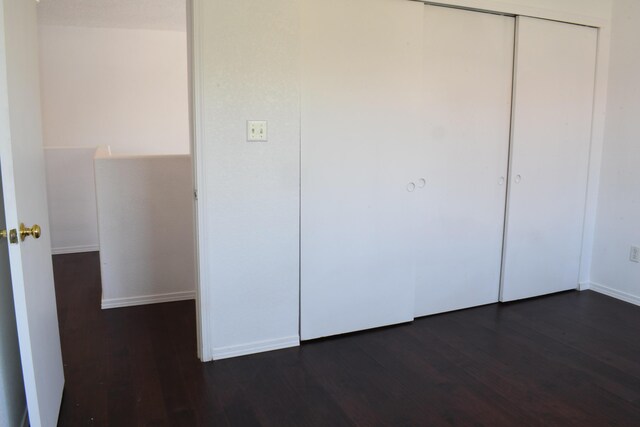 7527 Cricket Hill Dr NE, Albuquerque, NM 87113 - dining space with dark wood-type flooring
