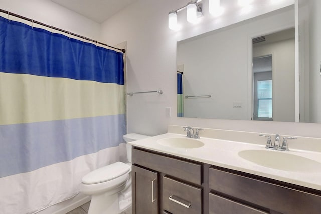 2855 Kings Canyon Loop NE, Rio Rancho, NM 87144 - full bath featuring double vanity and a shower with curtain