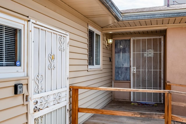 3921 Hilton Ave NE, Albuquerque, NM 87110 - entrance to property
