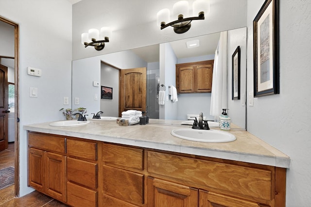 10 Francisco Rd, Cedar Crest, NM 87008 - full bathroom featuring double vanity