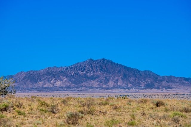 215 Tren Rd, Los Lunas, NM 87031 - view of mountain backdrop