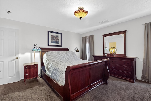 10409 Red Robin Rd SW, Albuquerque, NM 87121 - carpeted bedroom with baseboards