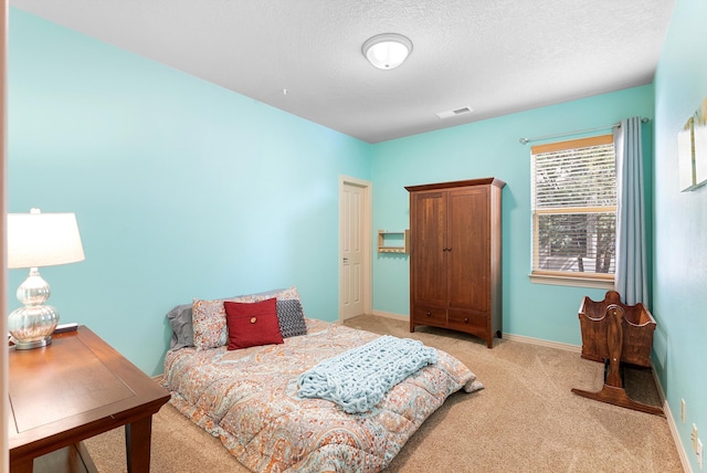 5808 Mariola Pl NE, Albuquerque, NM 87111 - bedroom featuring light carpet and a textured ceiling