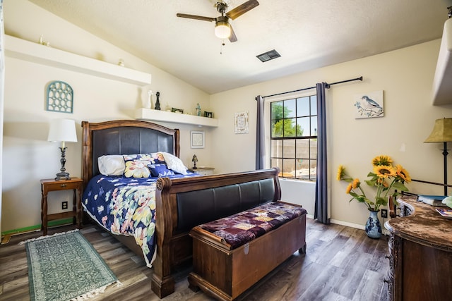 5131 Gaviota NW, Albuquerque, NM 87120 - bedroom featuring lofted ceiling, wood finished floors, and a ceiling fan