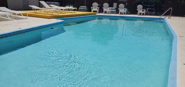 2800 Vail Ave SE Unit M 163, Albuquerque, NM 87106 - view of pool with a patio