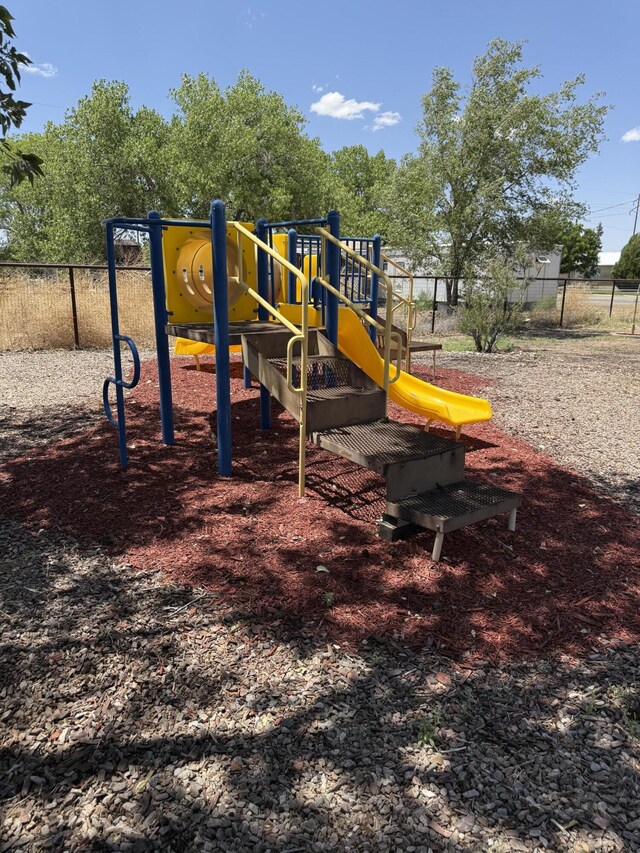 4 Los Chavez Park Rd, Belen, NM 87002 - view of communal playground
