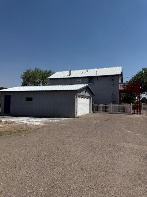 4 Los Chavez Park Rd, Belen, NM 87002 - view of garage
