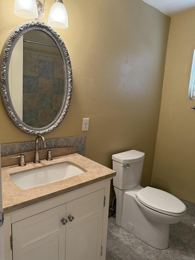 4 Los Chavez Park Rd, Belen, NM 87002 - bathroom featuring vanity and tile patterned floors