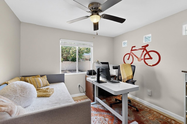 8206 Morrow Ave NE, Albuquerque, NM 87110 - office featuring baseboards and a ceiling fan