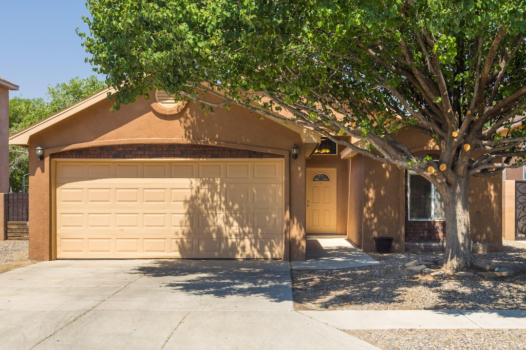5101 W Glen Dr SW, Albuquerque, NM 87105 - photo 1