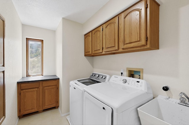 8 Fawn Rd, Cedar Crest, NM 87008 - laundry room featuring washing machine and dryer and cabinet space