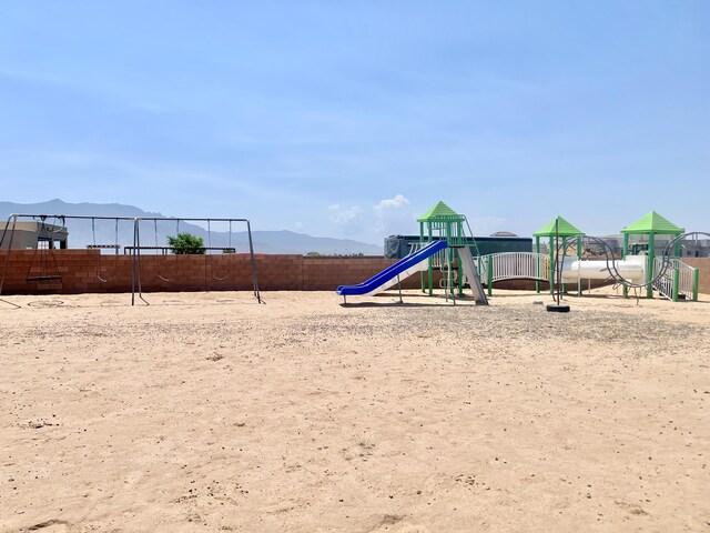 3237 Fennel Rd NE, Rio Rancho, NM 87144 - view of community play area