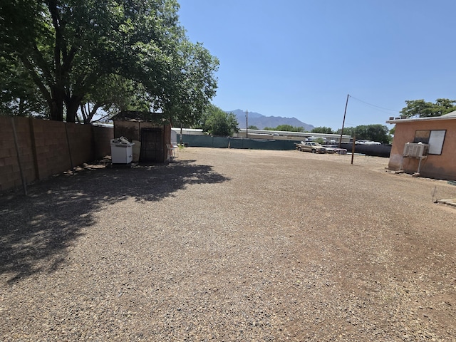 662 Avenida Perea, Bernalillo, NM 87004 - view of yard with a mountain view