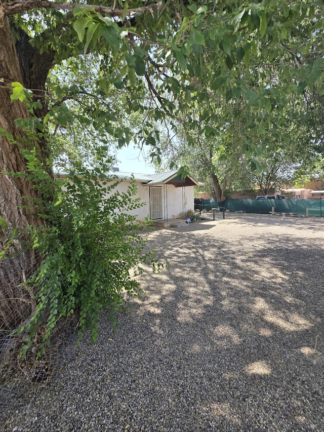 662 Avenida Perea, Bernalillo, NM 87004 - view of yard