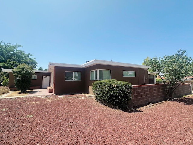 4518 Mountain Rd NE, Albuquerque, NM 87110 - photo 1