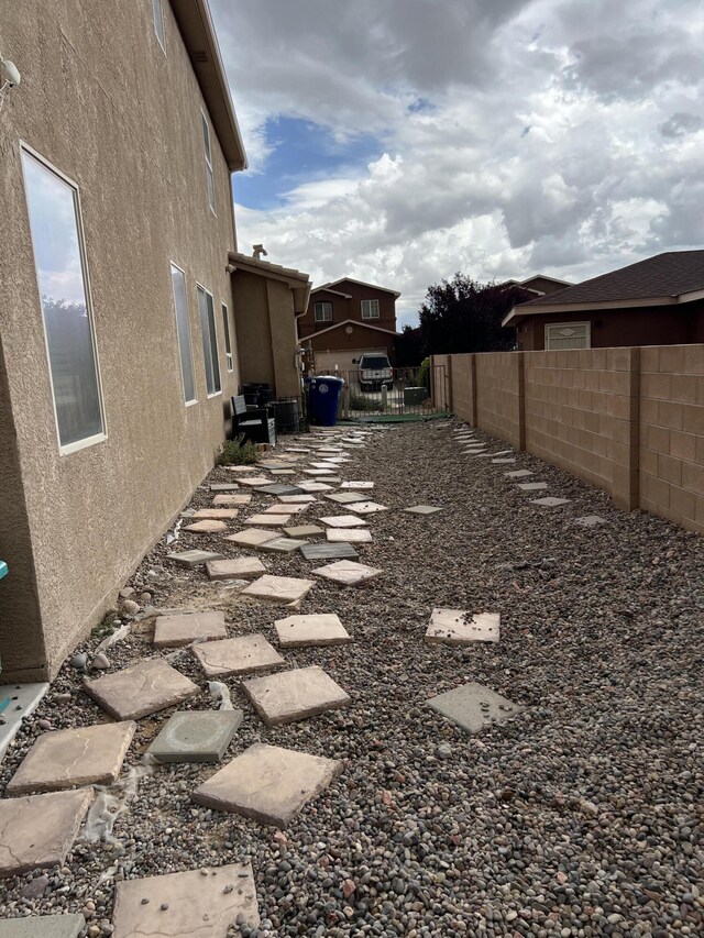 839 Serrano Pointe NW, Albuquerque, NM 87120 - view of yard with a patio