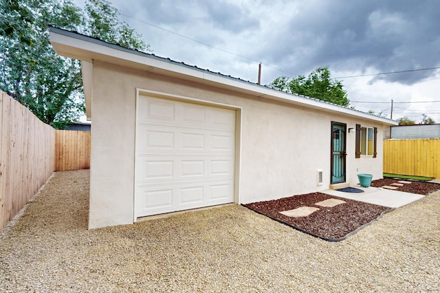 1259 8th St NW, Albuquerque, NM 87102 - view of garage
