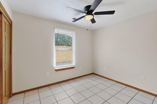 1259 8th St NW, Albuquerque, NM 87102 - spare room with a ceiling fan and a textured ceiling