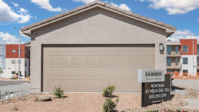 5627 Sagan Loop SE, Albuquerque, NM 87106 - view of garage