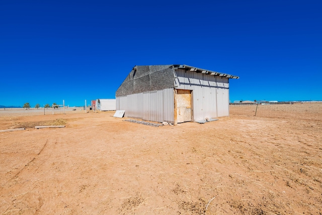 300 Thompson, Moriarty, NM 87035 - view of yard with a shed