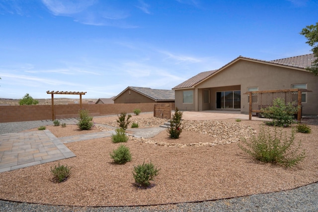 205 Silent Spring Dr NE, Rio Rancho, NM 87124 - view of yard featuring a patio area