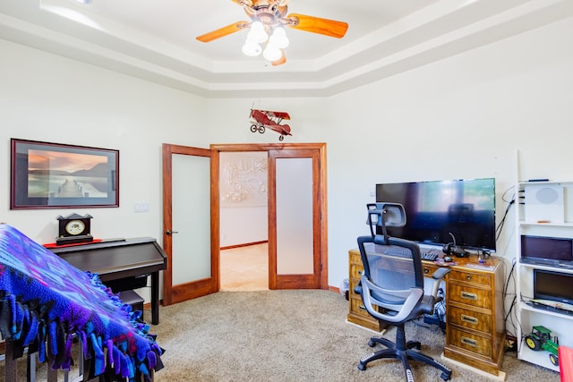 930 Titus Loop, Bosque Farms, NM 87068 - carpeted office space featuring a tray ceiling and a ceiling fan