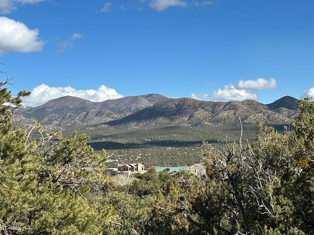 2 Zia Ct, Sandia Park, NM 87047