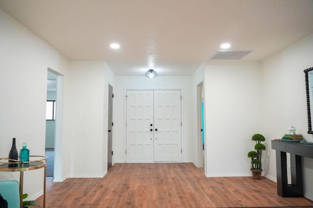 4441 Kellia Ln NE, Albuquerque, NM 87111 - foyer featuring wood finished floors and recessed lighting