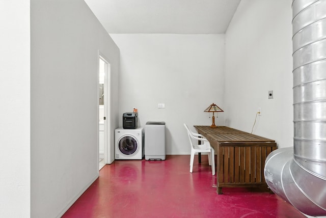 6205 Darlene Pl SW, Albuquerque, NM 87105 - washroom featuring washer / clothes dryer and baseboards