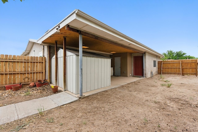 6205 Darlene Pl SW, Albuquerque, NM 87105 - view of shed with a fenced backyard