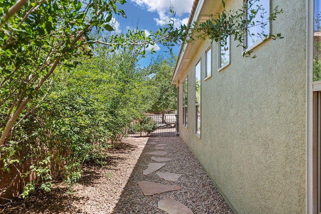 309 Calle Evangeline, Bernalillo, NM 87004 - view of yard featuring a gate