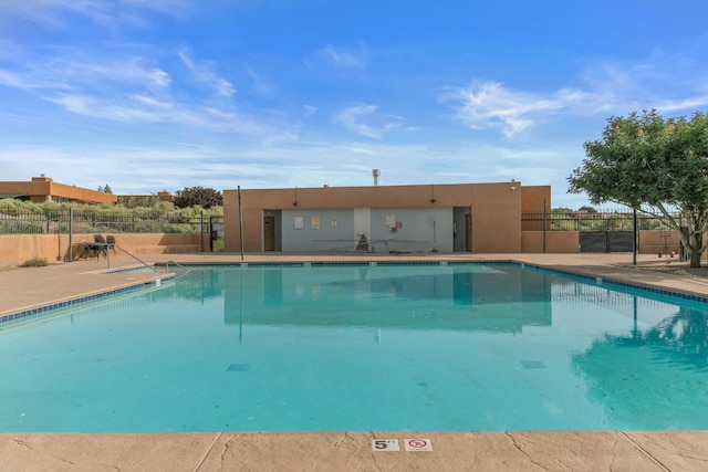 31 Wind Rd NW, Albuquerque, NM 87120 - view of community pool