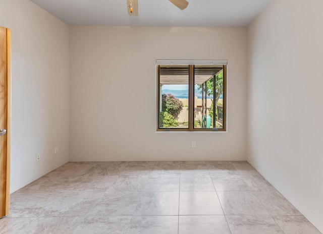 31 Wind Rd NW, Albuquerque, NM 87120 - unfurnished room featuring ceiling fan