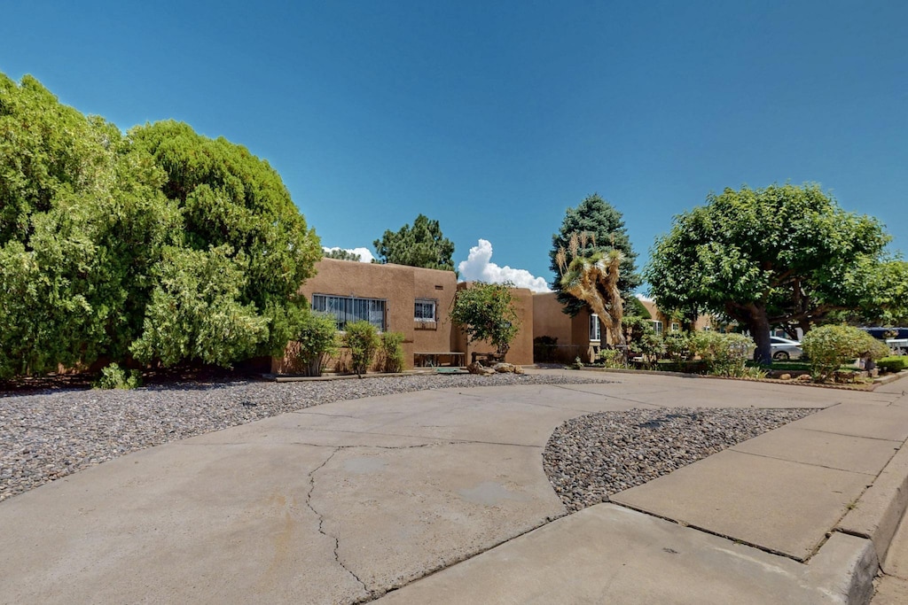 2918 Monroe St NE, Albuquerque, NM 87110 - photo 1