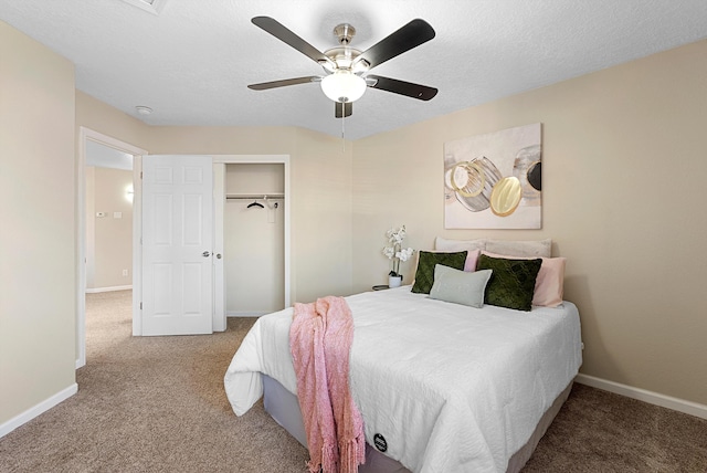 4432 La Paloma Rd NW, Albuquerque, NM 87120 - bedroom featuring carpet, a closet, and a ceiling fan