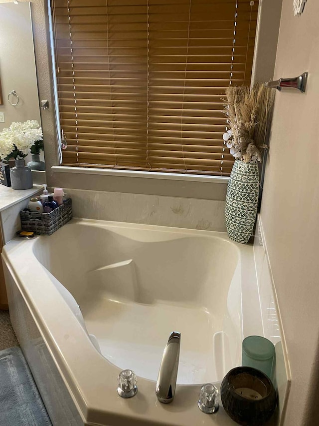 34358 US Highway 285, Ojo Caliente, NM 87549 - full bath featuring a garden tub